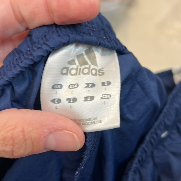 Adidas men’s Blue Jogger track pants with White Stripes size large. - Picture 9 of 12